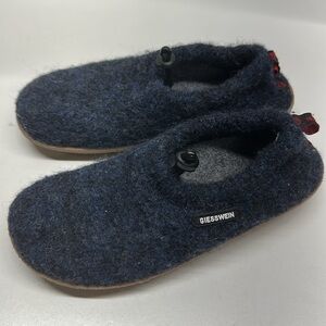Giesswein Women's Navy Wool Slip-On Slippers